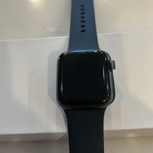 Apple Watch SE first generation. Used. Excellent condition. Black with navy band Apple | Accessories | Apple Watch Se First Generation Used  main image 2